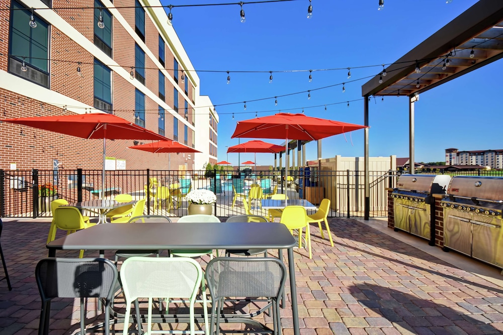 Home2 Suites by Hilton Lagrange - photo 41