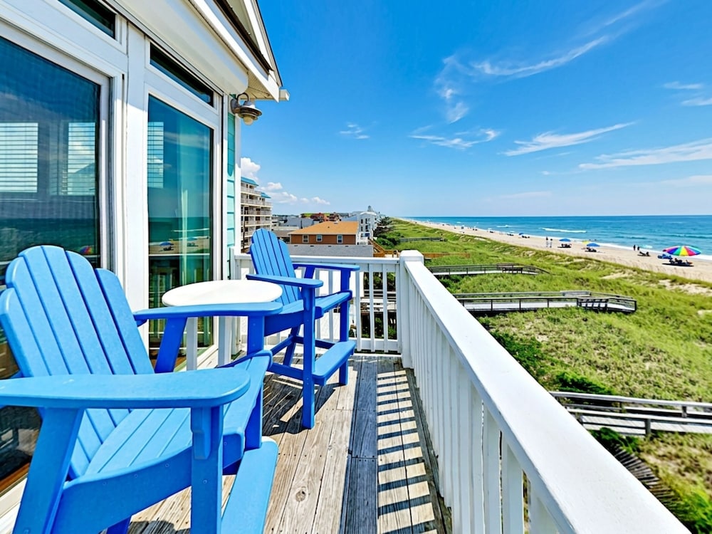 Octopus's Garden by Carolina Retreats — 4-Star Luxury Hotel in Carolina Beach, United States
