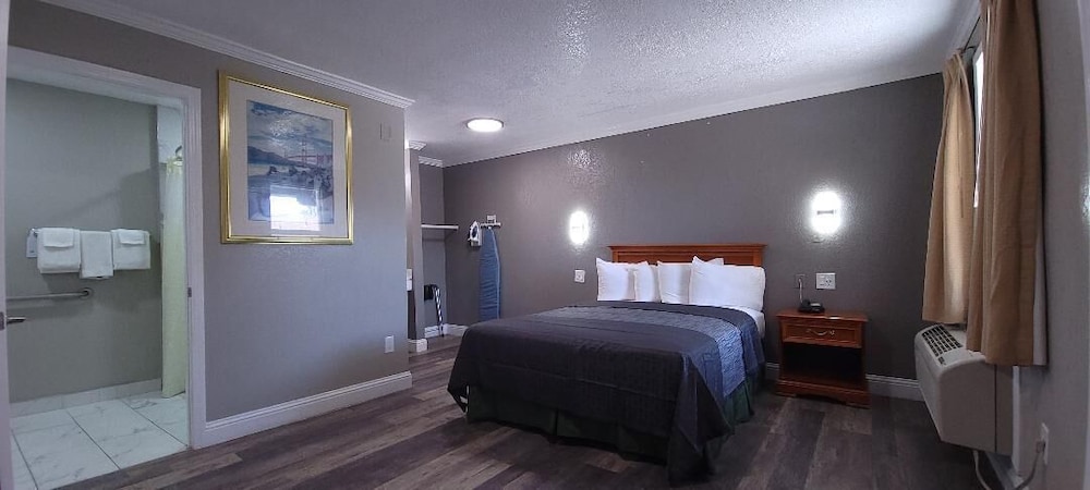 Sycamore Inn - photo 33
