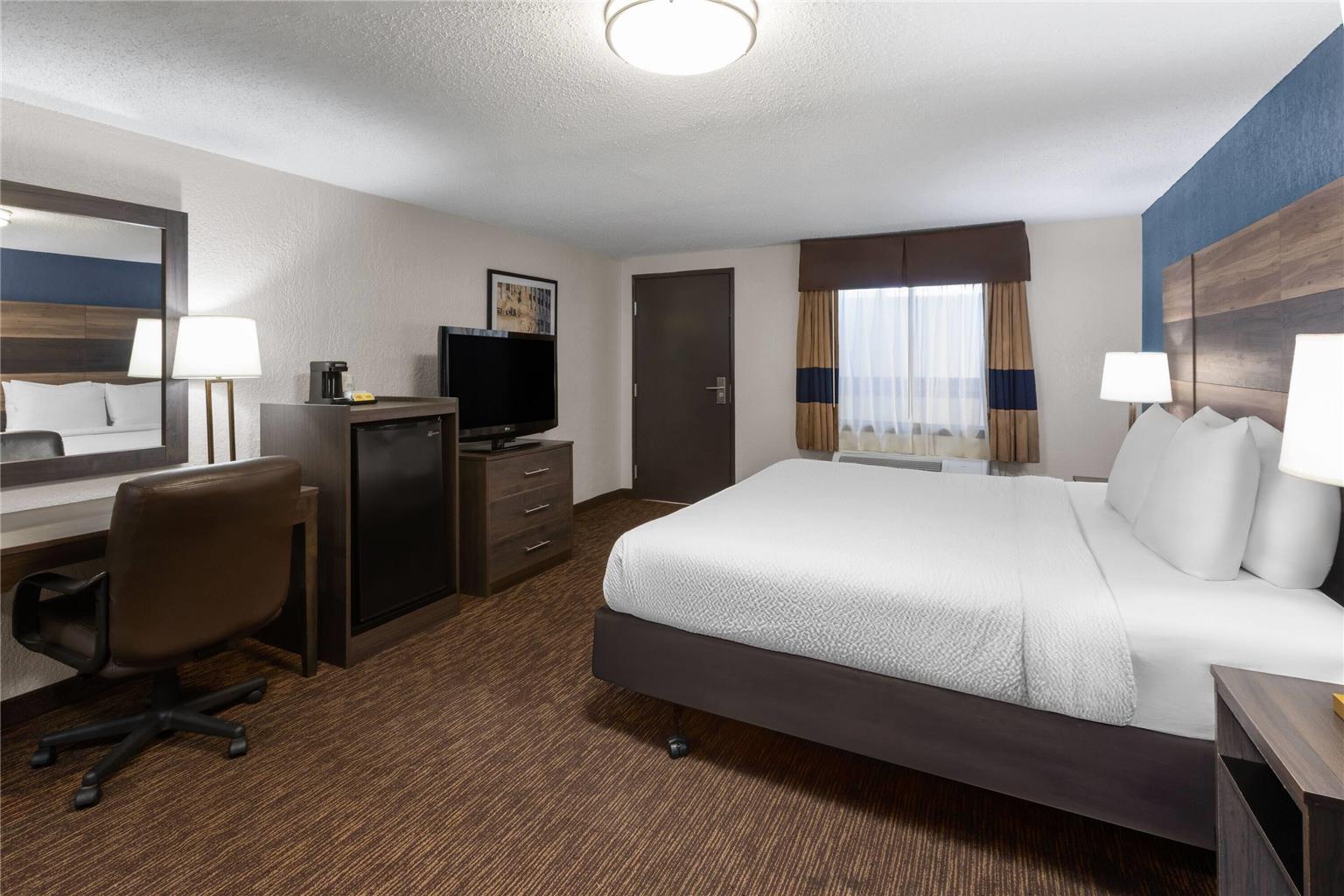 Baymont by Wyndham Downtown Detroit - photo 16