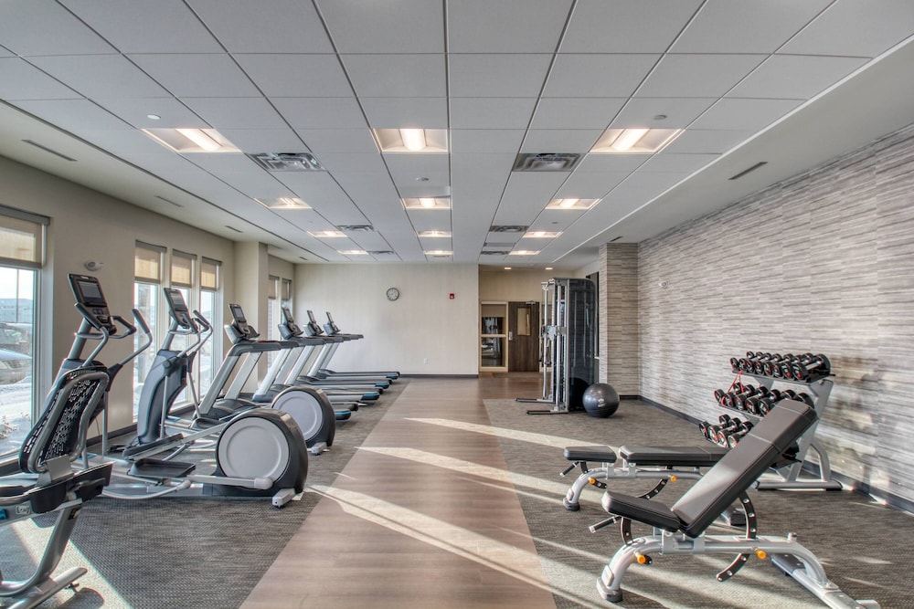 Courtyard by Marriott Fargo - photo 32