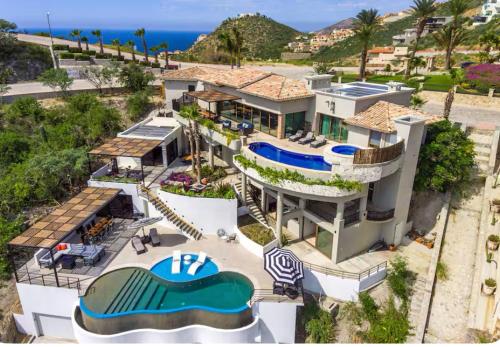 Villa de 6 Recámaras con Vistas al Mar en Pedregal — 4-Star Luxury Hotel in Cabo San Lucas, Mexico