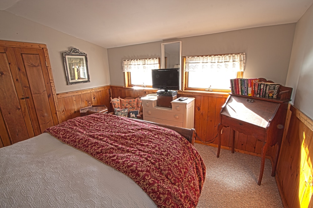 Phineas Swann Inn & Spa - photo 8