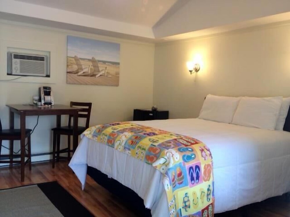 Drakes Island Resort - photo 4