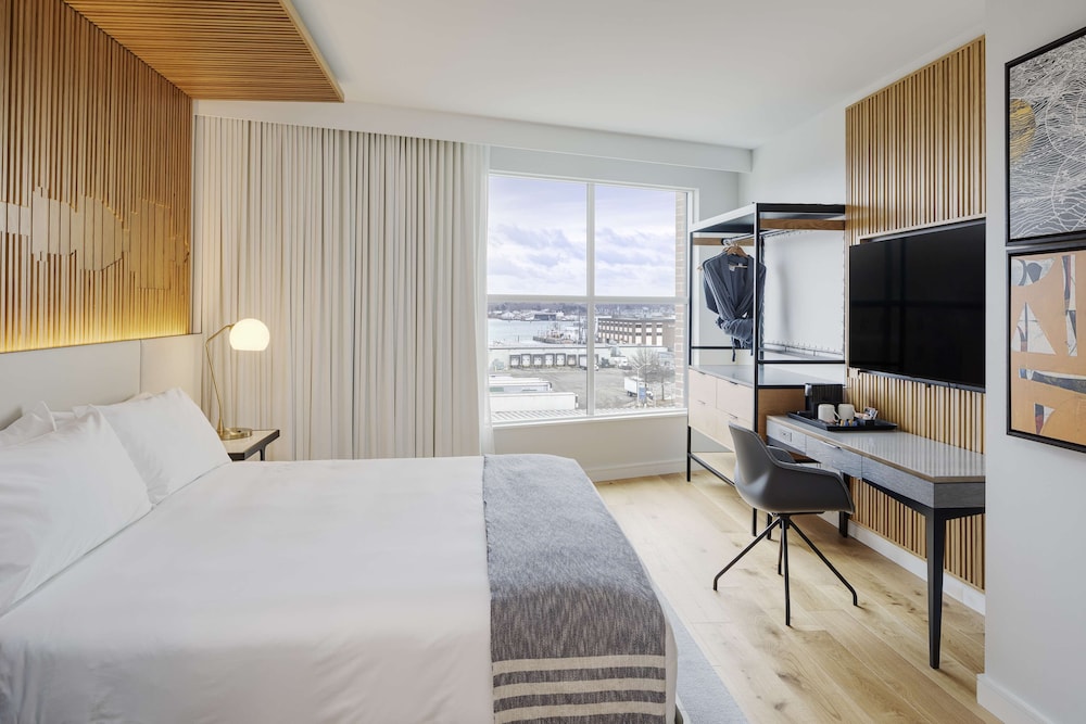 Canopy by Hilton Portland Waterfront - photo 11