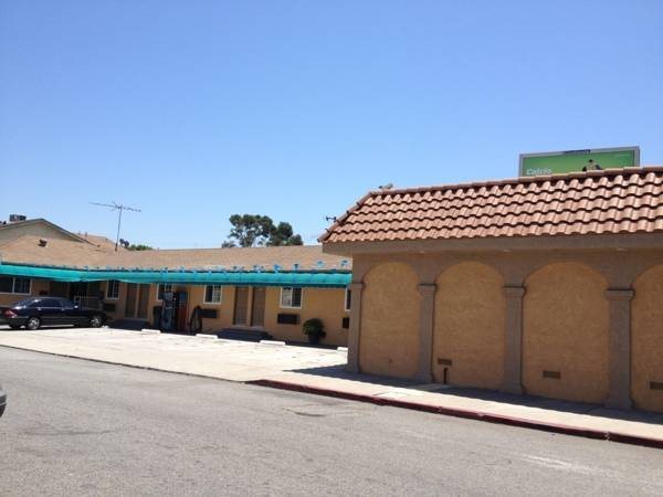 La Siesta Inn - photo 21