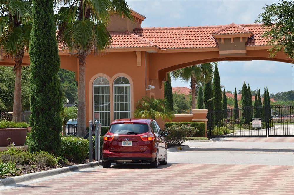 Bella Vida Resort by BVR Management - photo 9