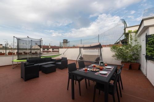 Tiburtina Station Rooftop Angel Joy with Private Terrace Superattico con Terrazzo privato — 4-Star Luxury Hotel in Rome, Italy