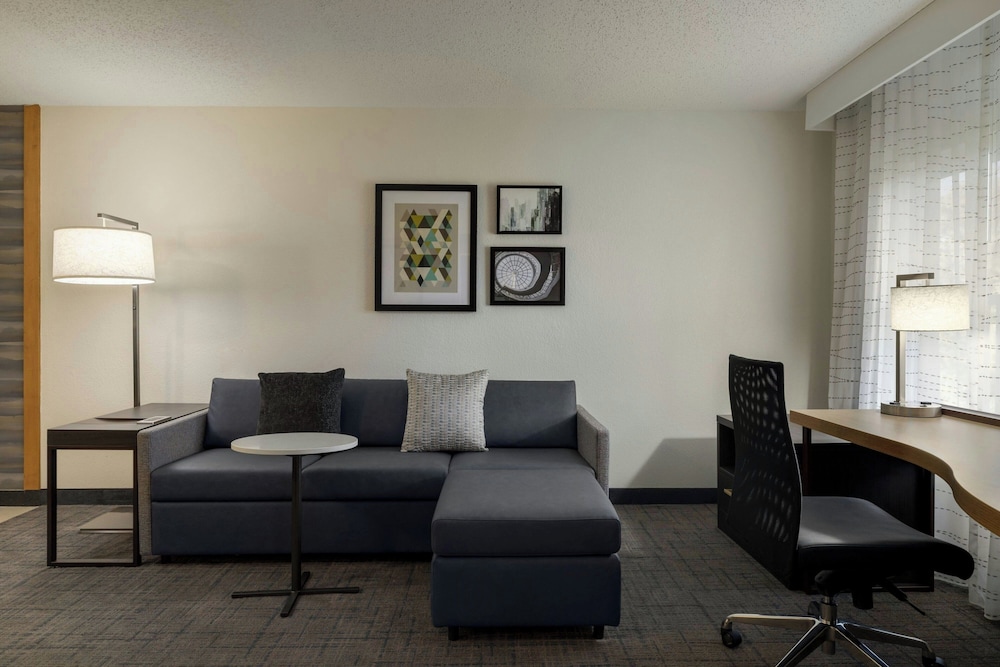 Residence Inn Marriott Chester - photo 14