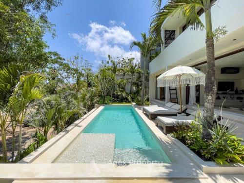Exquisite 3BR Villa Chandra Uluwatu — 5-Star Luxury Hotel in Pecatu, Indonesia