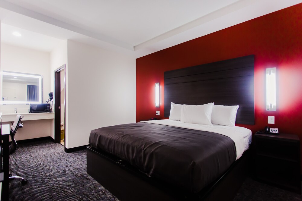 Palacio Royale Inn Boutique Katy - photo 26