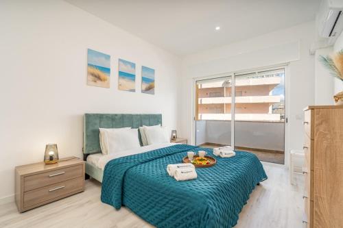 HostWise Seaside Escape with Balcony — 4-Star Luxury Hotel in Silves, Portugal