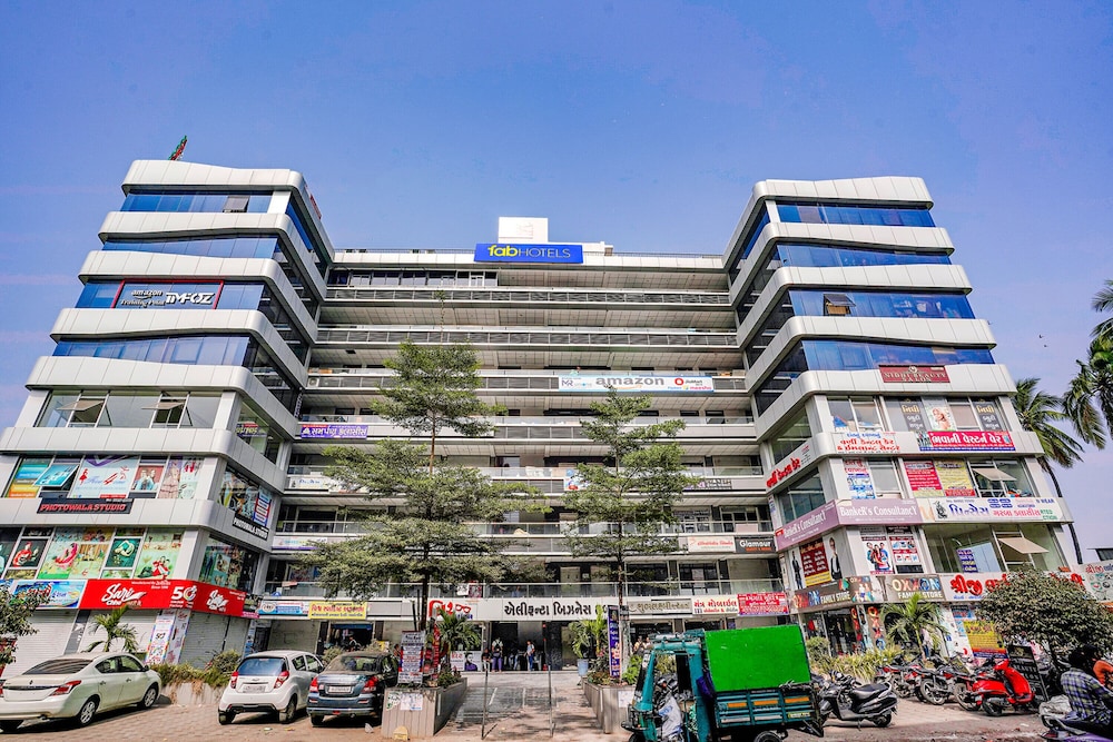 Fabhotel Sky City in Surat, India