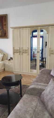 4 Chocolate Apartments In Old Tbilisi