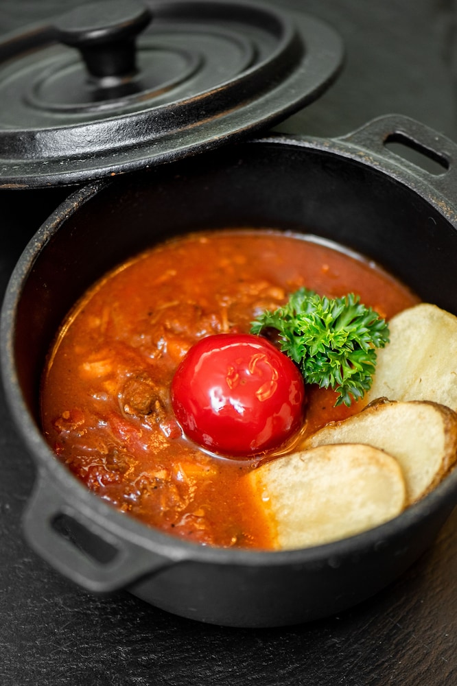 מזון ומשקאות