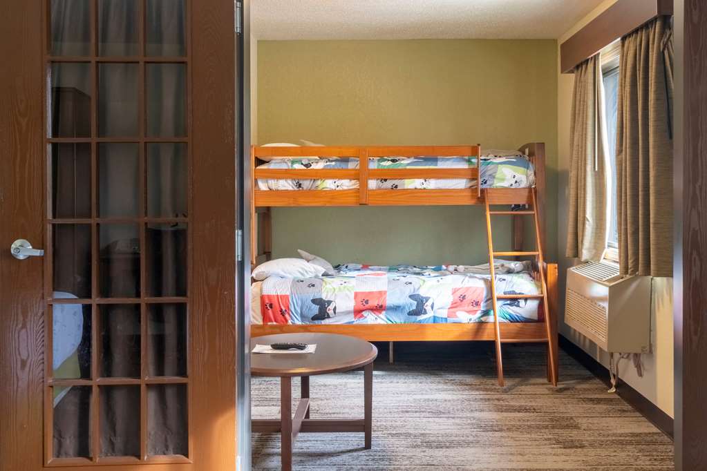AmericInn by Wyndham Grand Rapids - photo 17