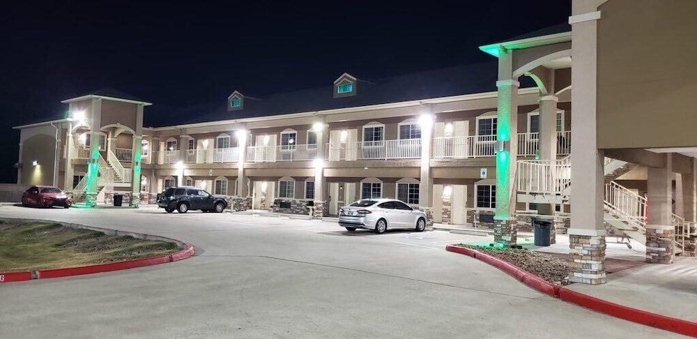 Highlands Suites - photo 16