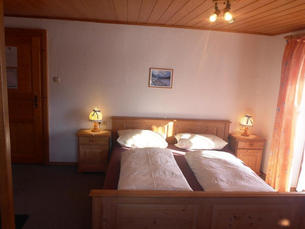 Pension Loiplstüberl — 4-Star Luxury Hotel in Bischofswiesen, Germany
