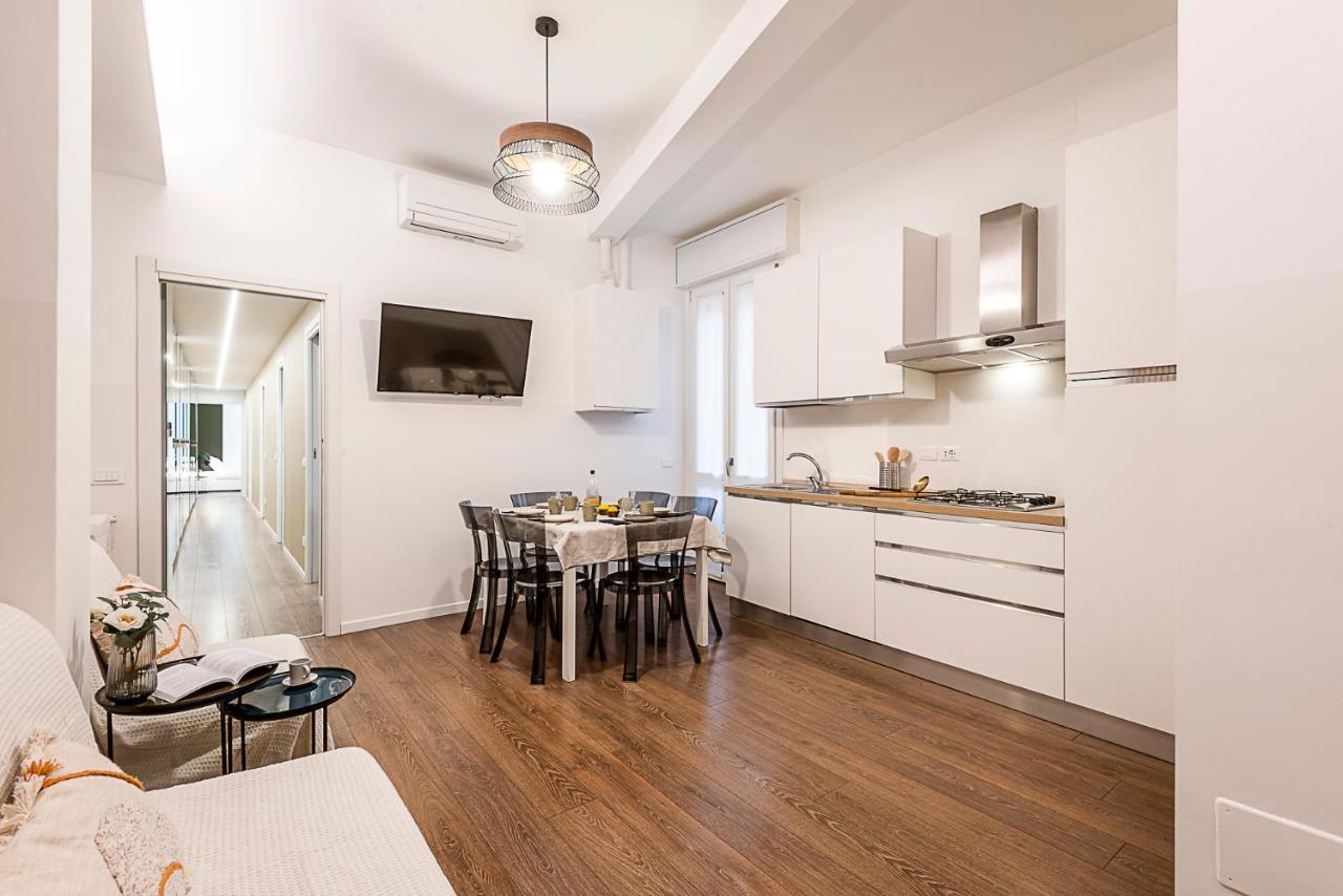 StayEasy Petrella21 4 Bedrooms 3 baths Central Station — 4-Star Luxury Hotel in Milan, Italy
