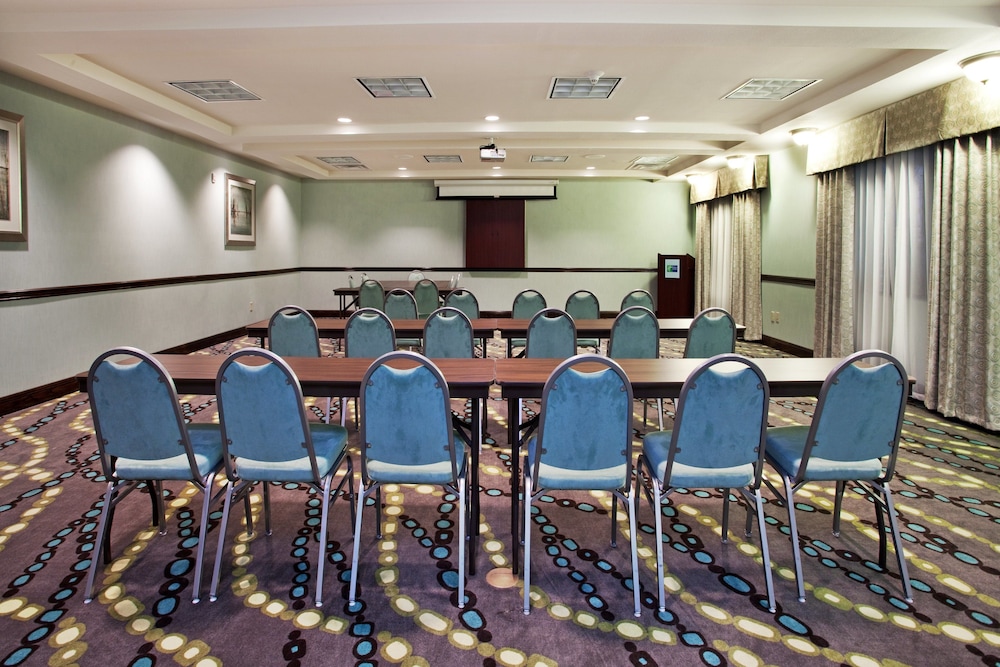 Holiday Inn Express Picayune Stennis Space Center by IHG - photo 35