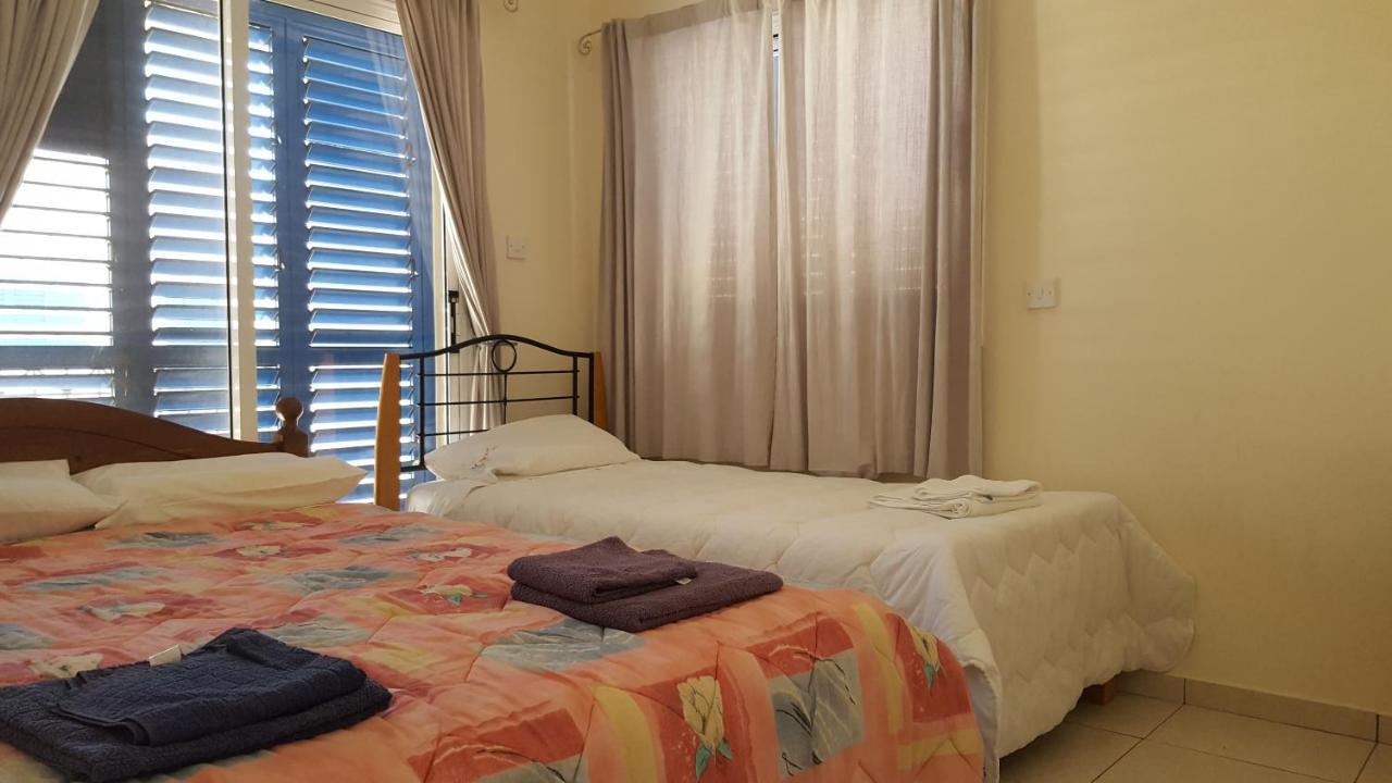 Efterpis12 St. House