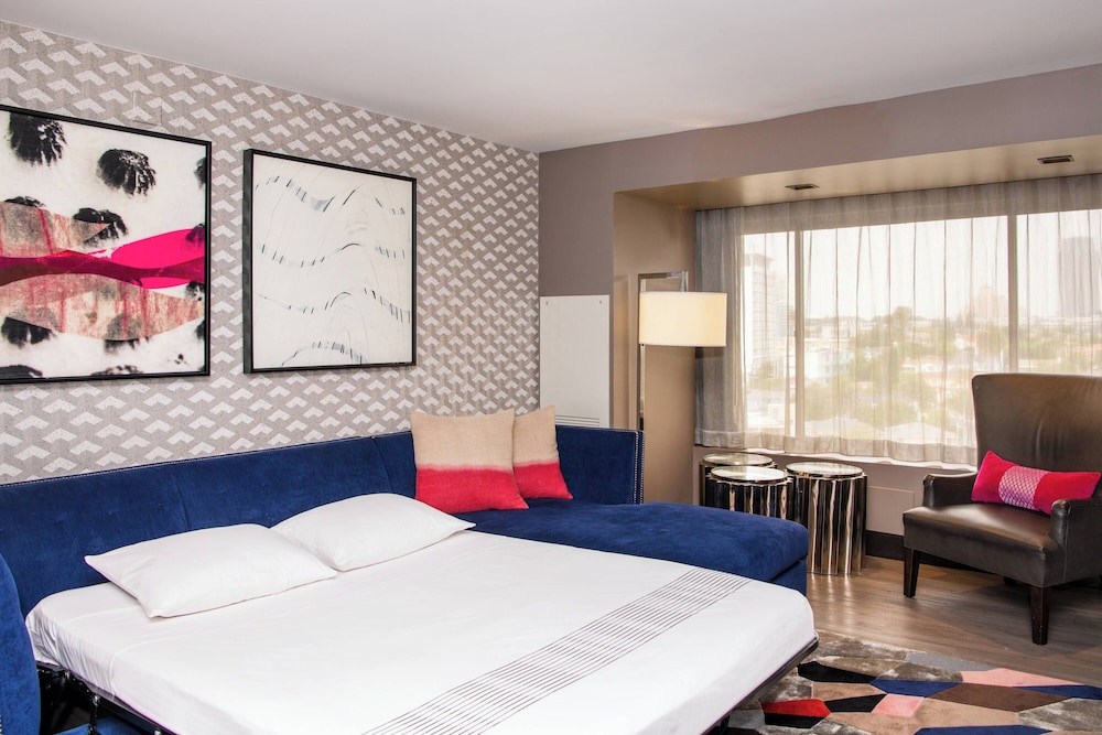 Beverly Hills Marriott - photo 16