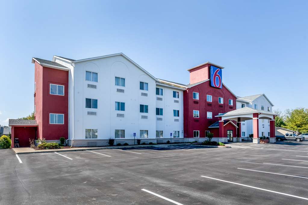 Motel 6 Indianapolis IN Southport - photo 4