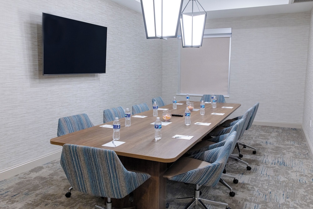 Hilton Garden Inn Lakewood - photo 53