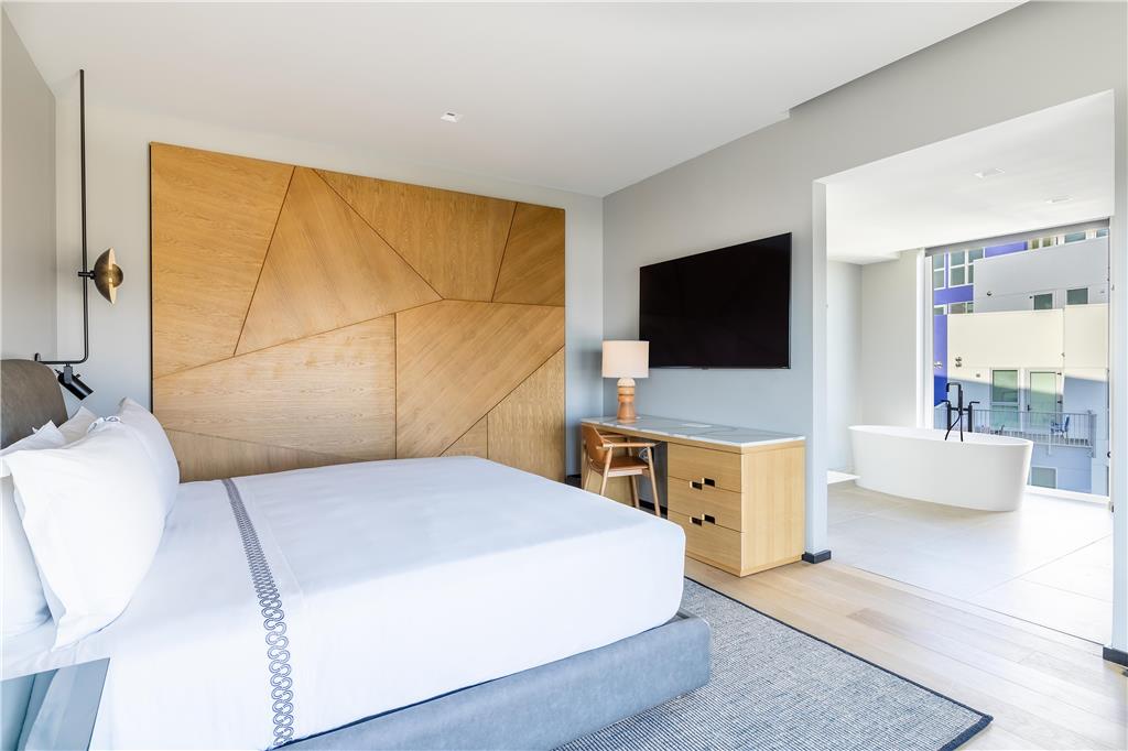 The Shay Hotel - photo 28