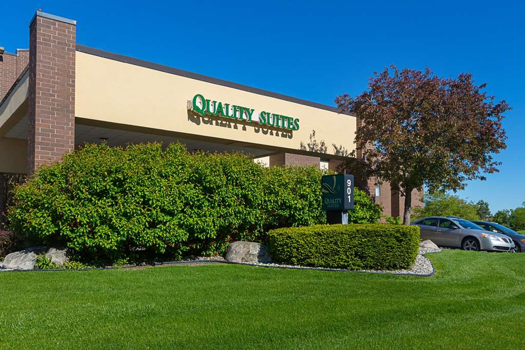 Quality Suites Lansing West - photo 6