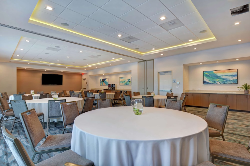 Hampton Inn Chula Vista Eastlake - photo 32