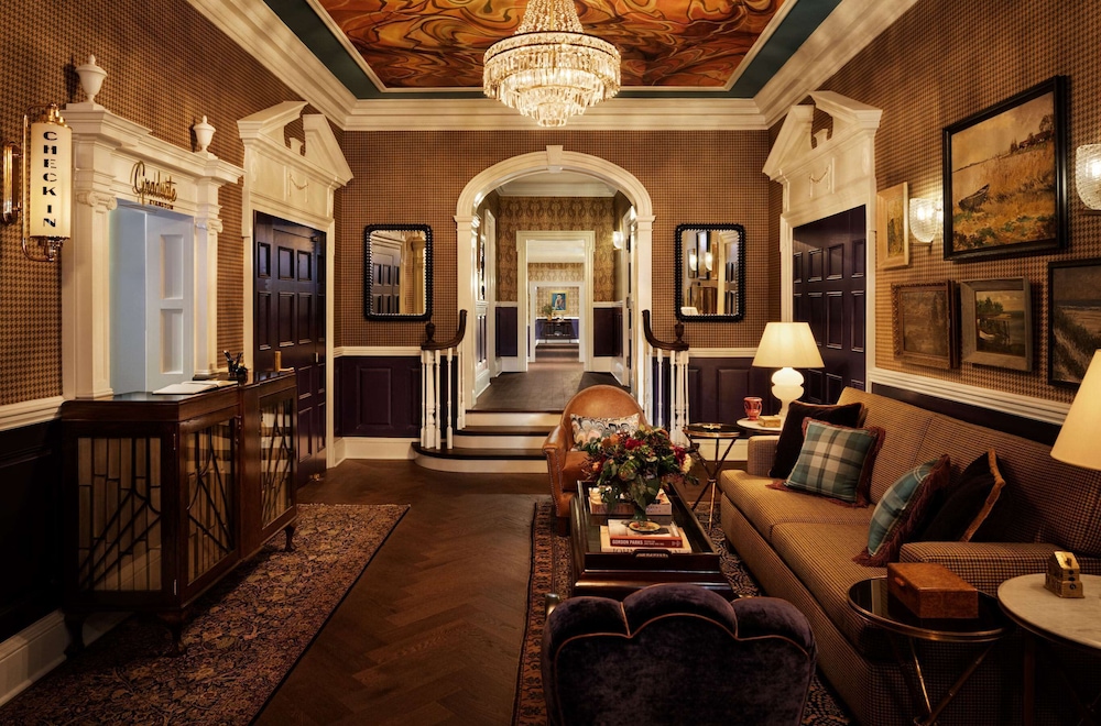 Graduate by Hilton Evanston in Evanston, United States