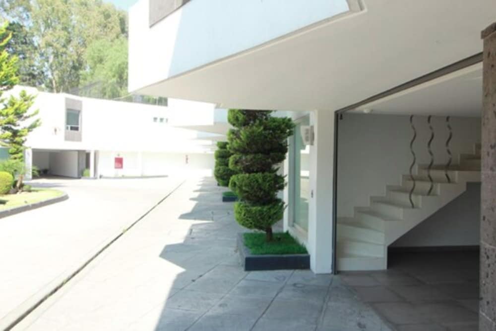 Auto Hotel Puente Grande - carbon neutral hotel in Tepotzotlan