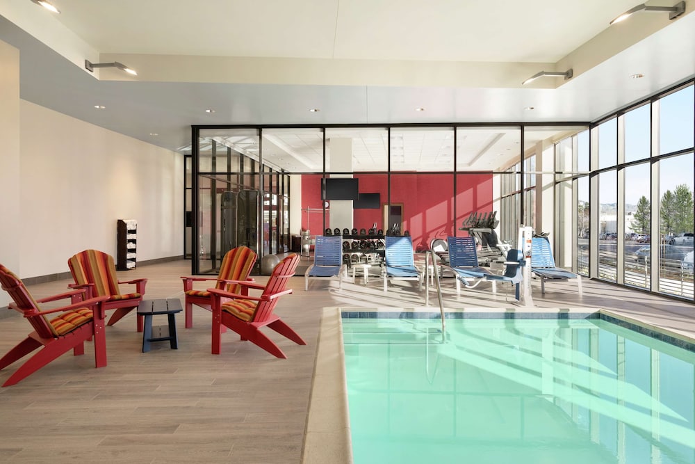 Home2 Suites By Hilton Woodland Hills - photo 32
