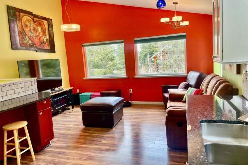 Girdwood Gem — Anchorage — photo 4