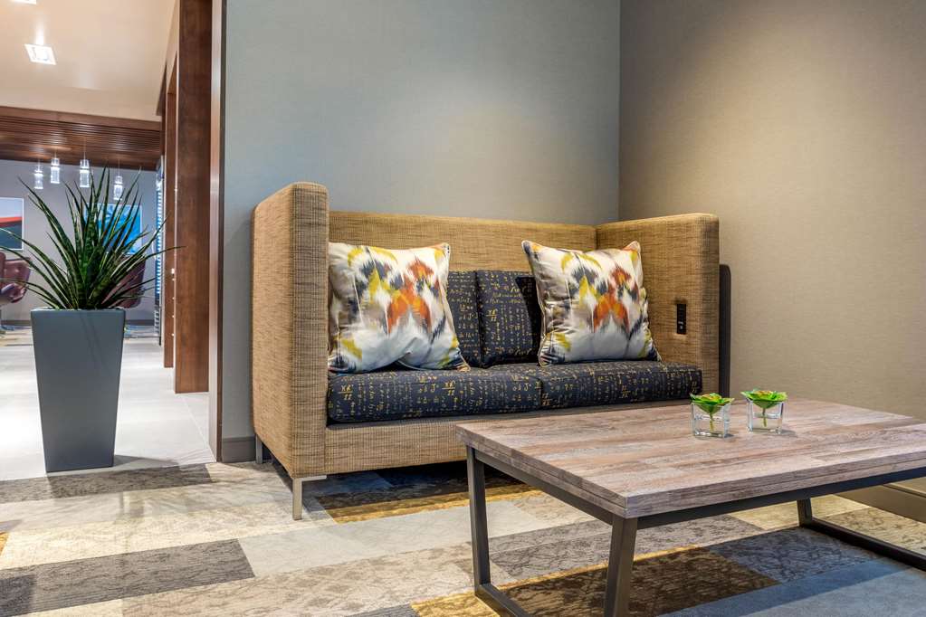 Cambria Hotel Milwaukee Downtown - photo 7