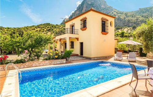Cozy Home In El Gastor — 4-Star Luxury Hotel in El Gastor, Spain