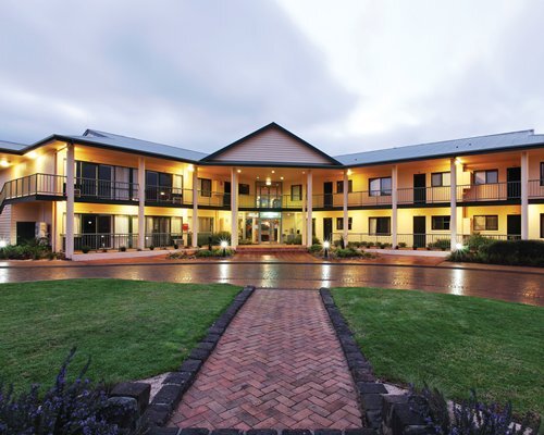 Nepean Country Club Day Spa — Rye