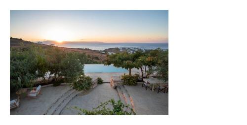 Morfia Villas — 4-Star Luxury Hotel in Paros, Greece