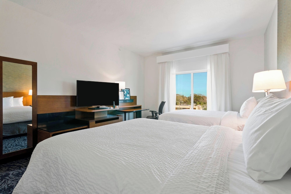 Fairfield by Marriott Inn & Suites St Petersburg North - photo 6