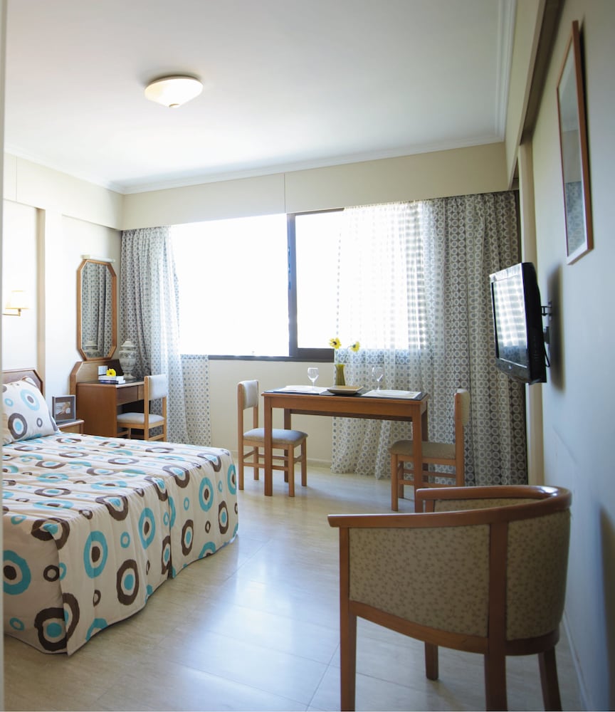 Atlantica Gardens Hotel