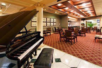 Holiday Inn Huntsville Downtown - photo 8