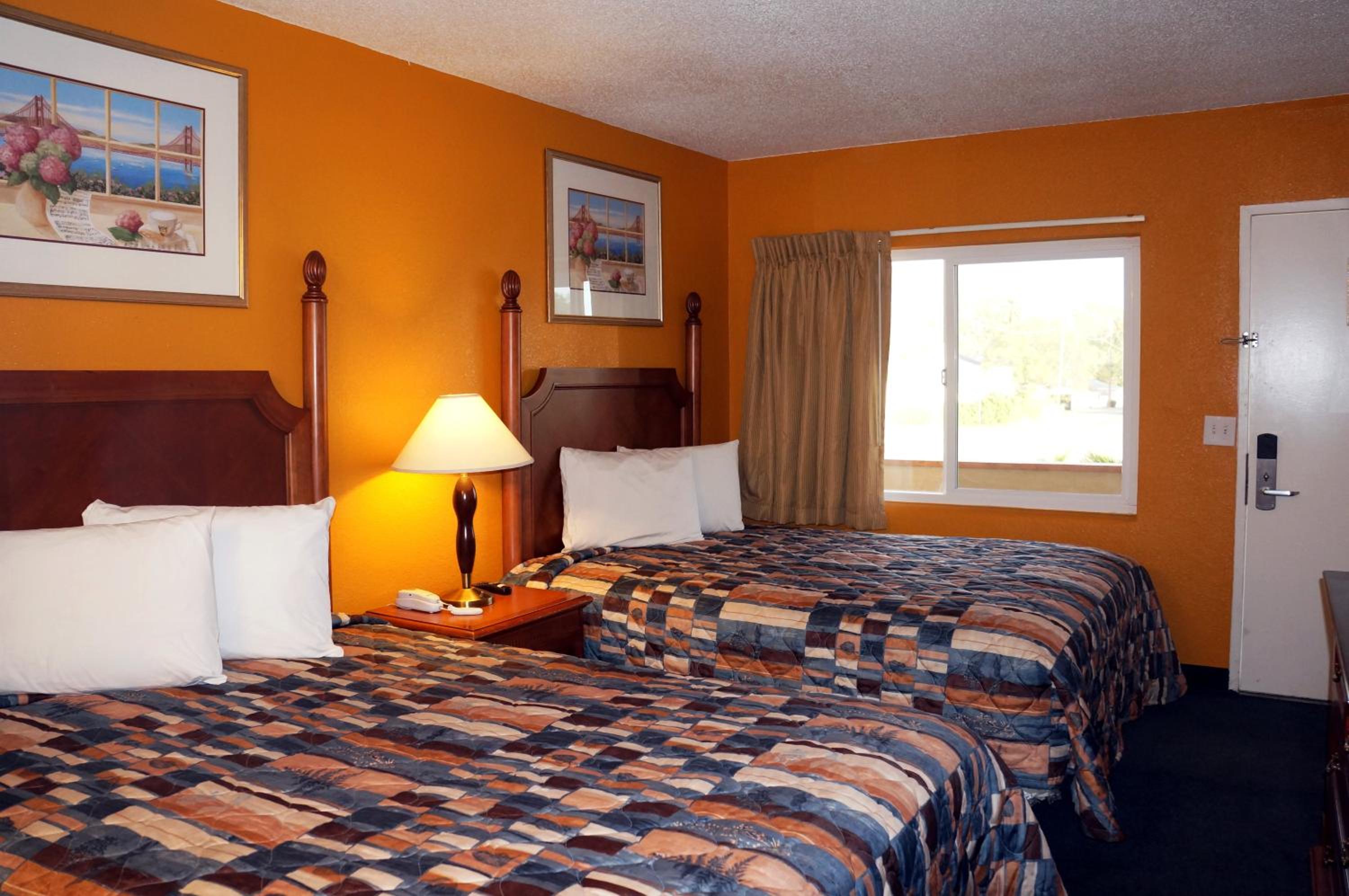 Classic Inn Red Bluff - photo 21
