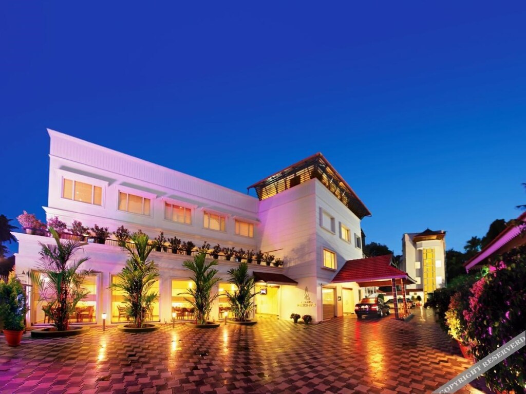 Hotel Coral Heights in Alleppey, India