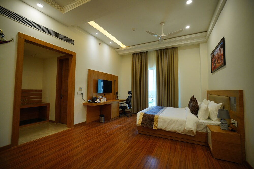 Clarks Inn Aligarh — Aligarh — photo 4
