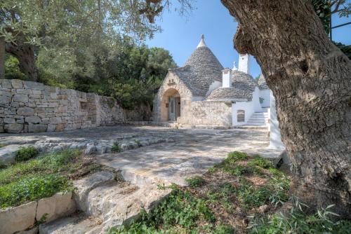 Trulli Capo di Lupo by Rentbeat in Cisternino, Italy