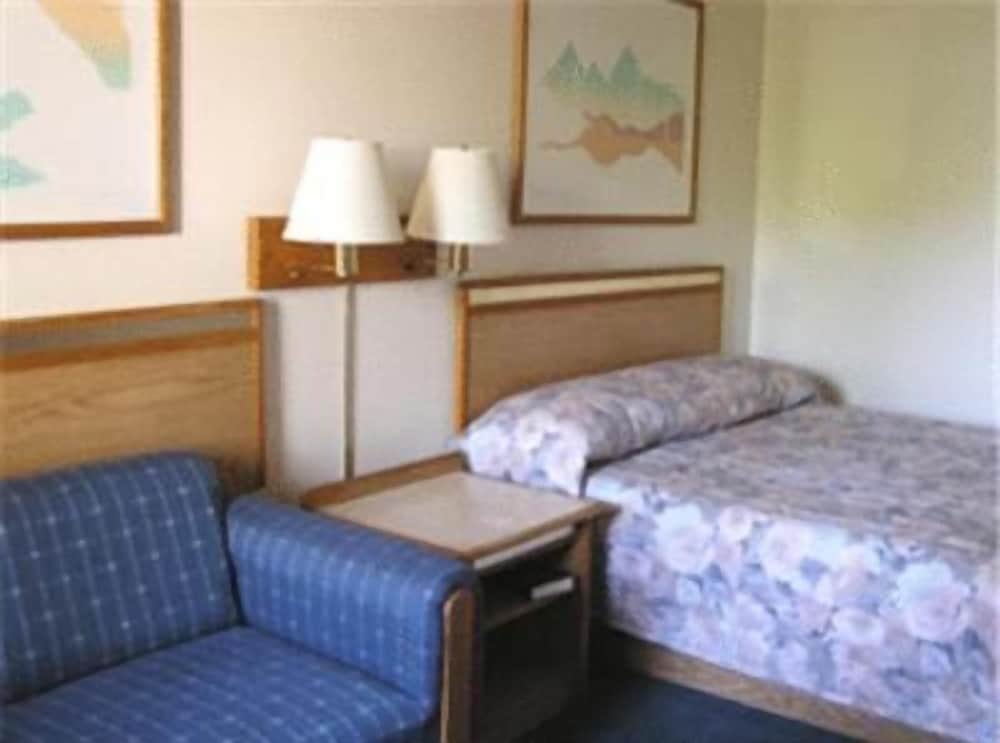 Colorado River Value Inn - photo 9