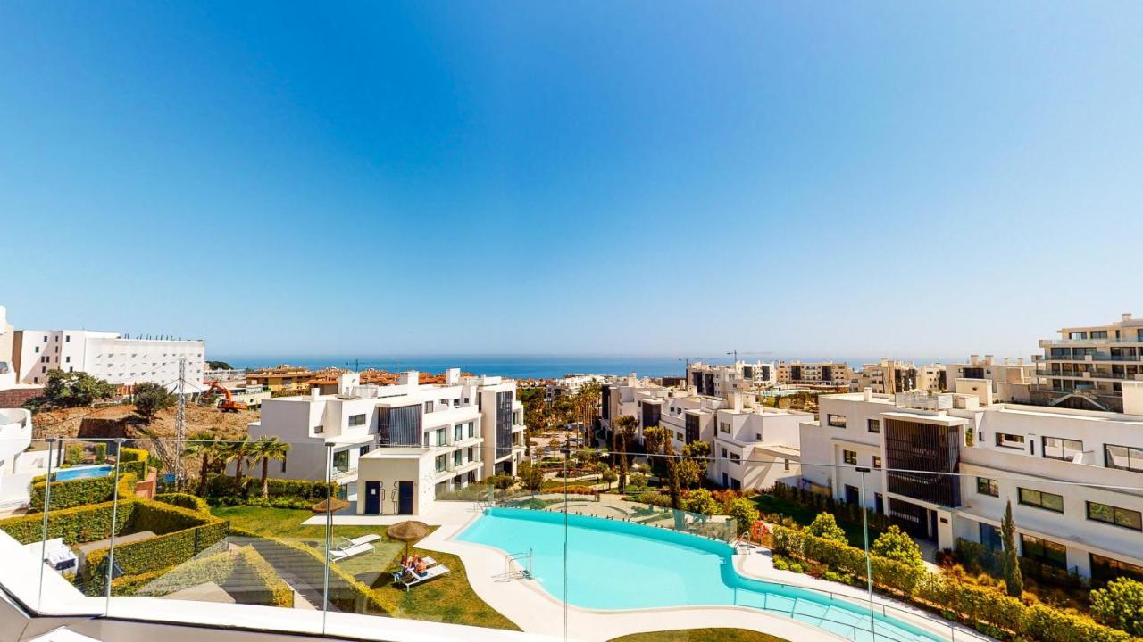 Higueron West II Luxury New Built 3 Bed Apartmen in Fuengirola, Spain