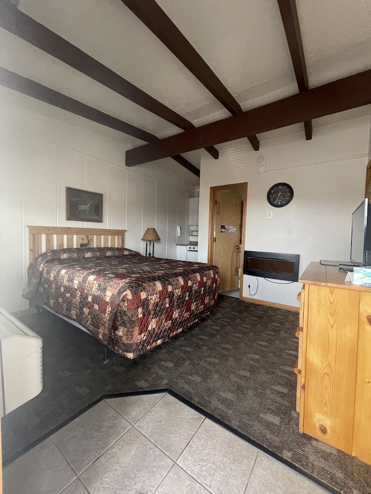 Olde Mill Inn Of Clarkston - photo 13