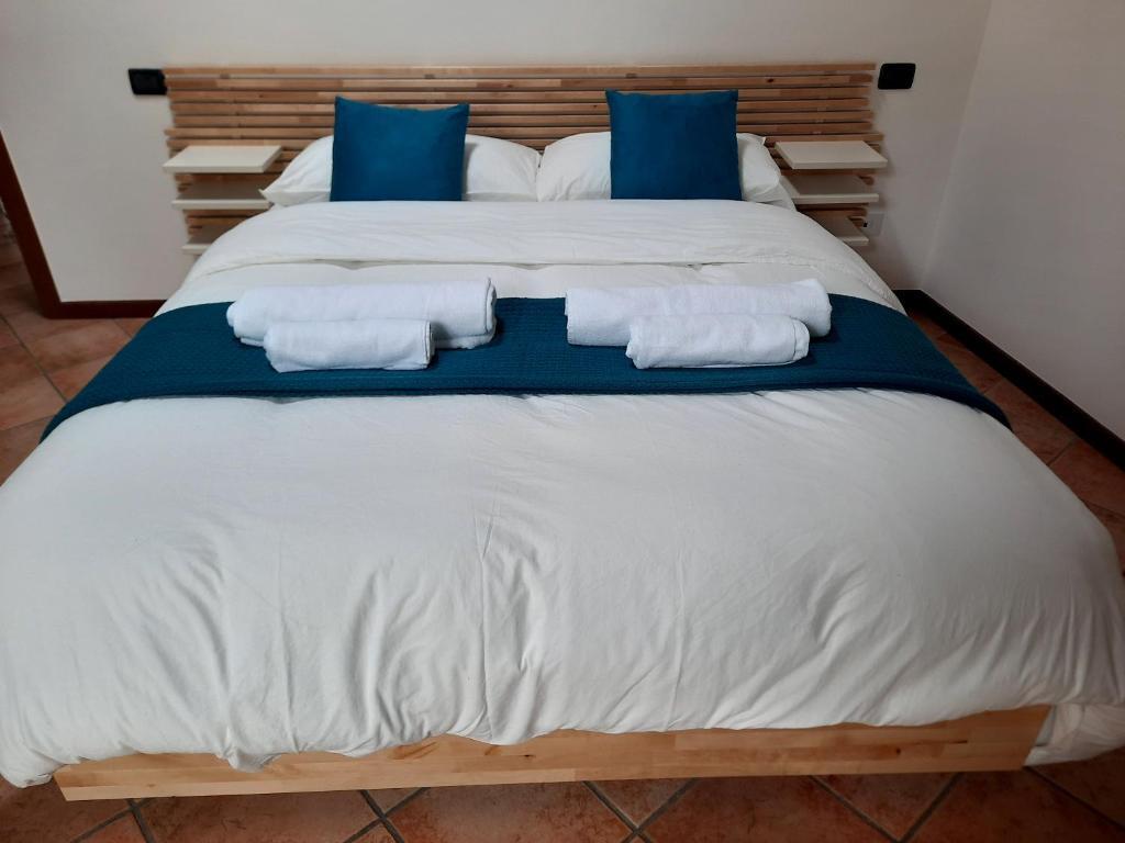 Like Home XX Settembre — 4-Star Luxury Hotel in Sesto Calende, Italy